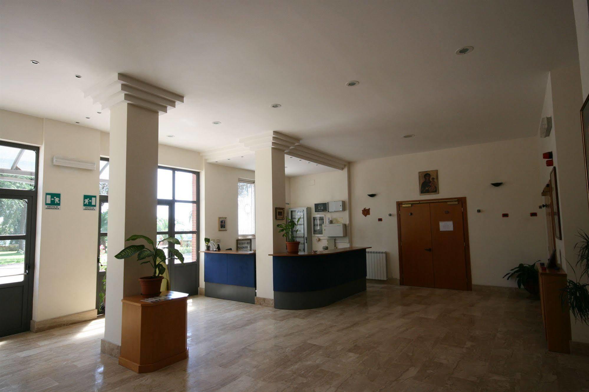 فندق Parco Santa Rita Sacrofano المظهر الخارجي الصورة